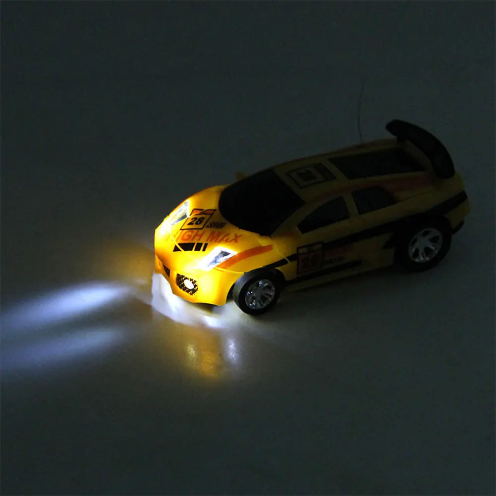 Mini Auto RC en Lata para Niños – Auto a Control Remoto Recargable
